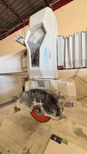 Just In! 2023 Denver Tecnika Elite 5 Axis CNC Bridge Saw