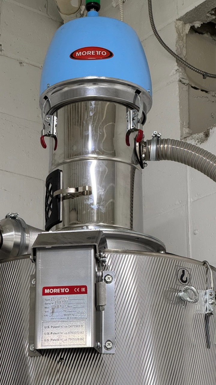 2019 Moretto Hopper 0TX  & 2019 Moretto XD 21  Dehumidifier