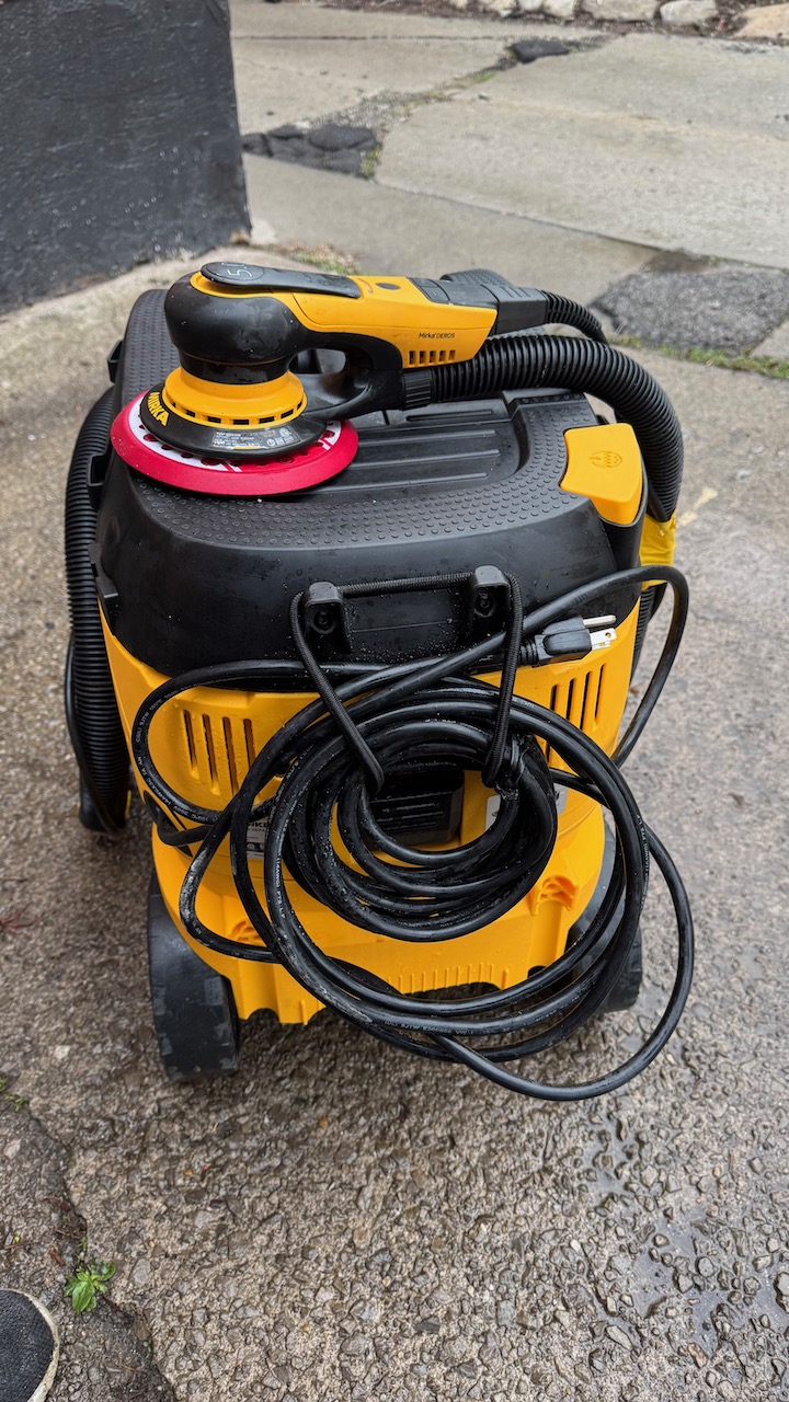 Mirka Deros 6” Palm Sander with Vacuum $825