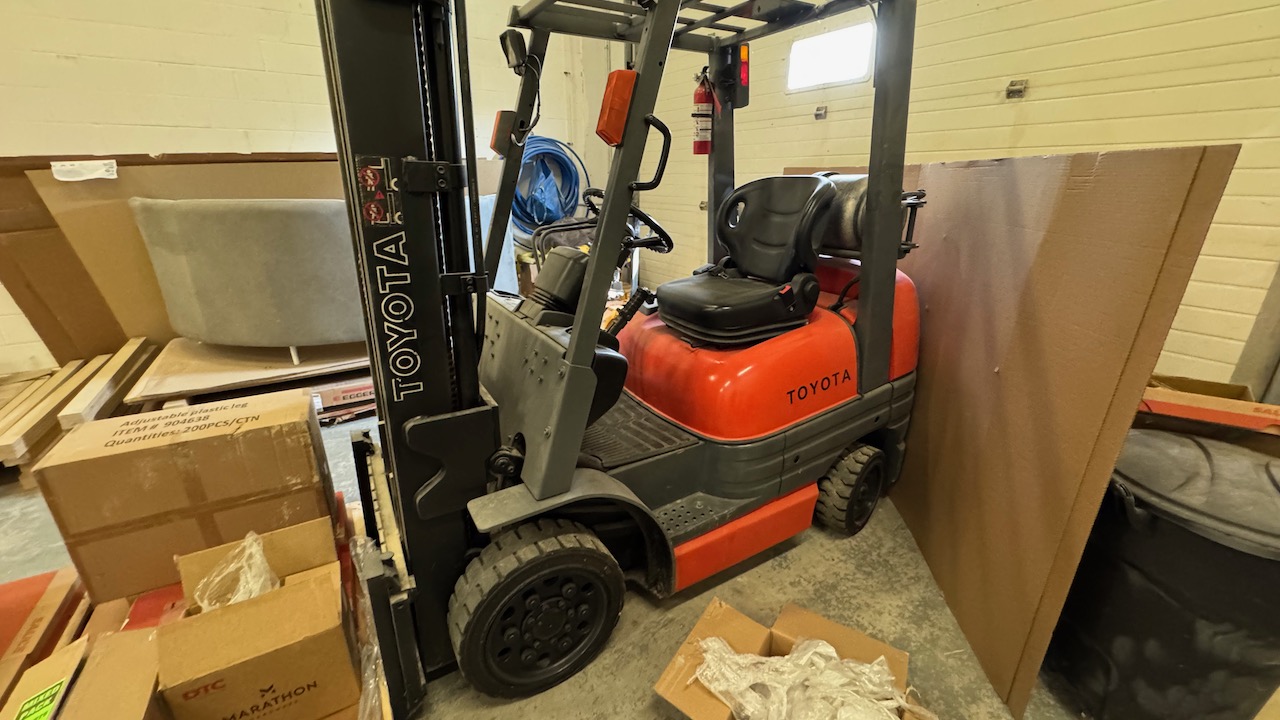 TOYOTA FORKLIFT 42-6FGCU25