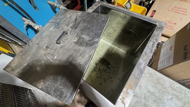 Ultrasonic Cleaning Machine - Branson 8000 $3,500